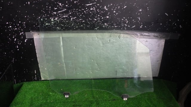 akurudepa H18年 ステラ DBA-RN1 フロント 右 ドア ガラス 61011KJ000拍卖