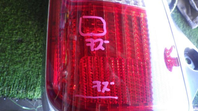 akurudepa H17年 ミラ ジーノ CBA-L660S 左 テール ランプ ライト 81560-B2080 ノーマルバルブ KOITO 220-51772拍卖