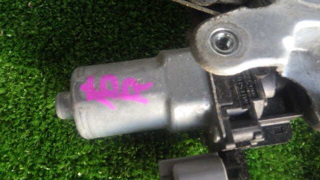 akurudepa H25年 スペーシア DBA-MK32S 右 リア レギュレータ パワーウィンド モーター 83501-81M01拍卖