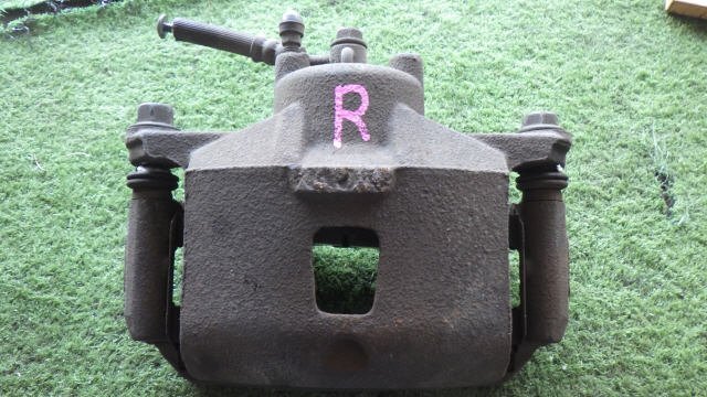 akurudepa H18年 ノート DBA-E11 右 フロント ブレーキ キャリパー 41001-CT40A拍卖