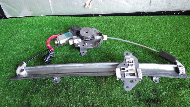 akurudepa H16年 マーチ CBA-AK12 右 フロント レギュレータ パワーウィンド モーター 80730-AX004拍卖