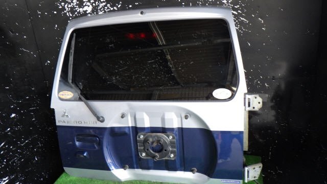 akurudepa H24年 パジェロ ミニ ABA-H58A リア ゲート バック ドア 5821A132 シルバー A31T38A31 カメラツキ拍卖