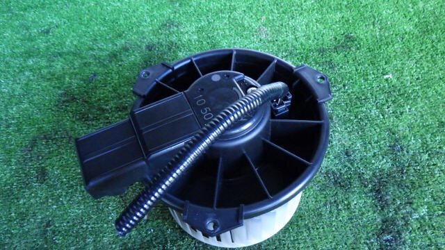 akurudepa H23年 モコ DBA-MG33S ヒーター ブロア ブロワ モーター 27226-4A00A拍卖