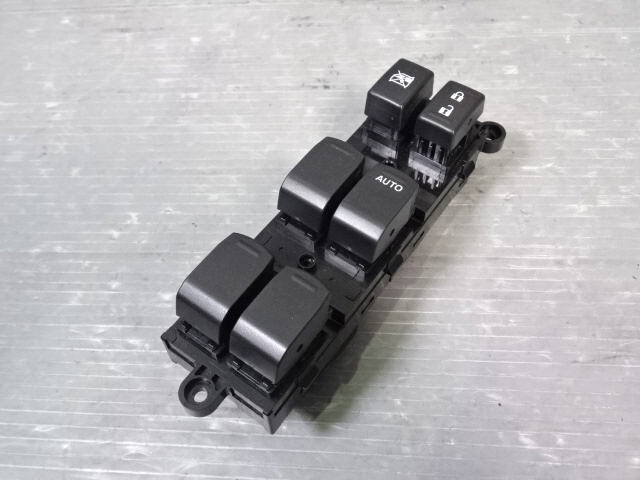 スイフト 5BA-ZCDDS パワーウインドウスイッチ 令和7年 グレード【XG】 1kurudepa拍卖