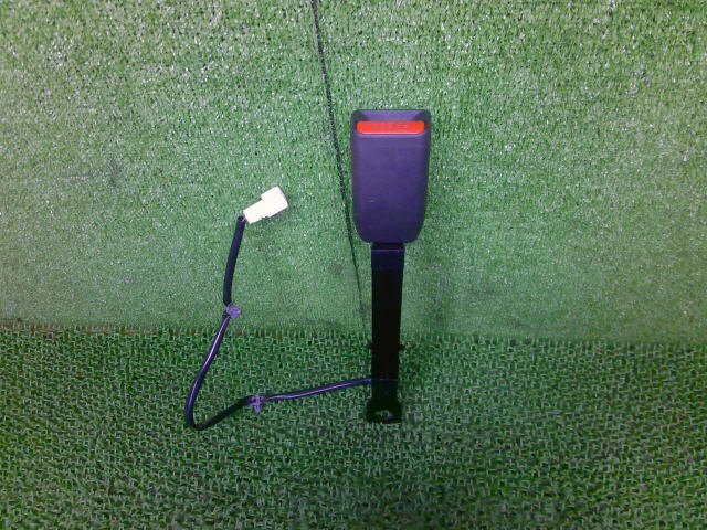 4kurudepa H20年 セレナ DBA-C25 運転席 シートベルト ドライバー 86842-CY001拍卖