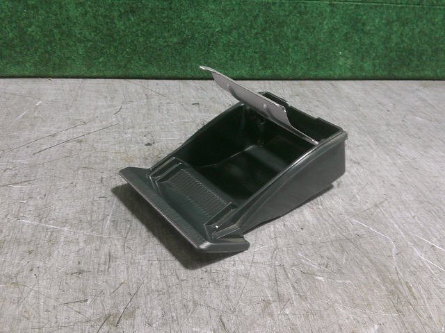 2kurudepa H20年 バモス ホビオ GBD-HJ2 灰皿 77710-S3A-003ZA 9247拍卖