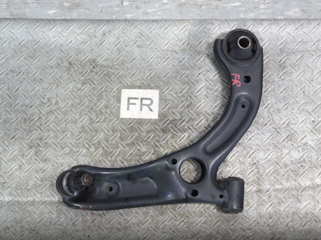 タント DBA-LA600S F フロント 右 ロア アーム 右前 48068-B2080 前期 カスタムX 1kurudepa拍卖