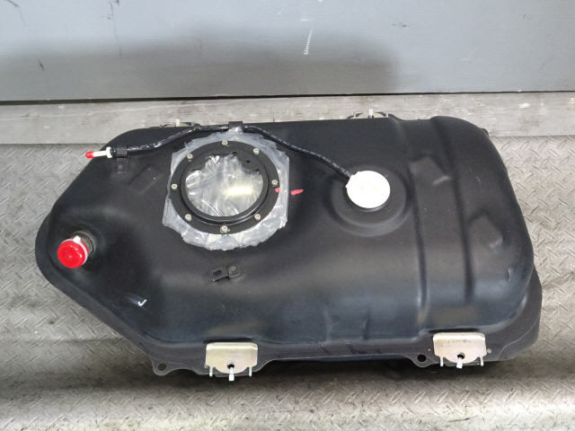 タント DBA-LA600S 燃料 フューエル タンク 77001-B2270 前期 カスタムX 1kurudepa拍卖