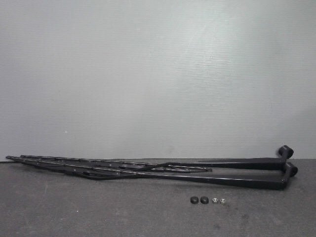 5kurudepa R3年 ソリオ 5AA-MA37S フロント ワイパー ブレード MA27S MB37S MB47S 2WD 33235拍卖