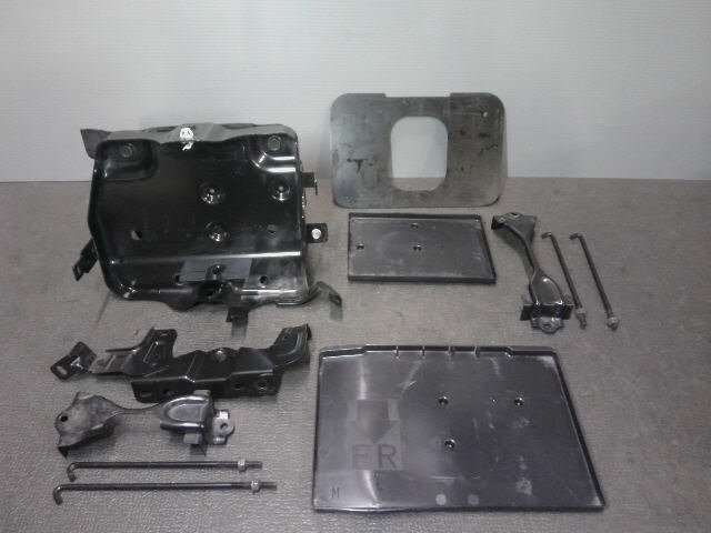 5kurudepa H29年 セレナ DAA-GFC27 バッテリー ベース C27 GC27 HC27 HFC27 33187拍卖