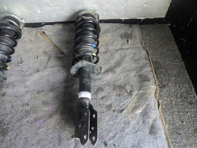 akurudepa H21年 ミラ DBA-L275S 右 フロント ストラット 48510-B9010拍卖