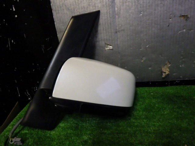 akurudepa H17年 セレナ CBA-NC25 左 ドア ミラー サイド 96302-CY30C 白パール QX1拍卖