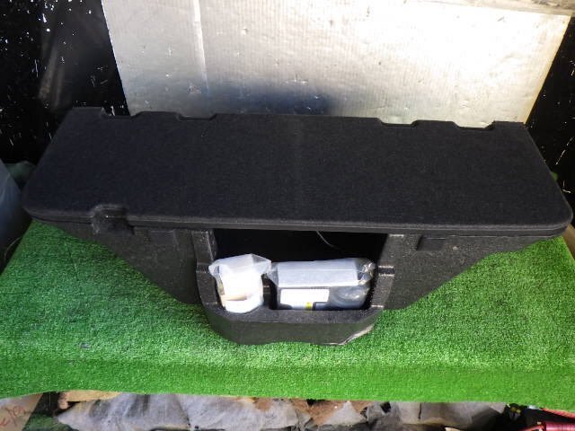 akurudepa R1年 キャスト DBA-LA250S 車載 工具 一式 ジャッキ拍卖