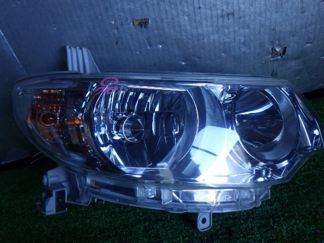 akurudepa H24年 タント DBA-L385S 右 ヘッド ランプ ライト 81110-B2500 HID KOITO 100-51944拍卖
