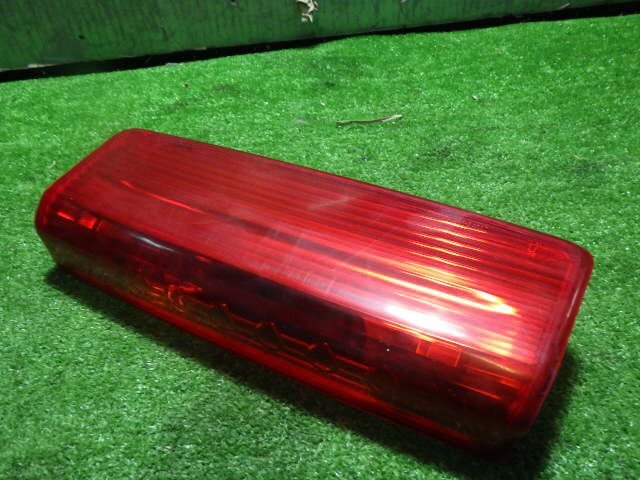 akurudepa H24年 ウイングロード DBA-NY12 ハイマウント ストップ ランプ 26590-CV00A拍卖