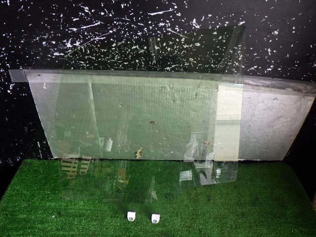 akurudepa H29年 N-BOX DBA-JF4 フロント 左 ドア ガラス 73350-TTA-J11拍卖