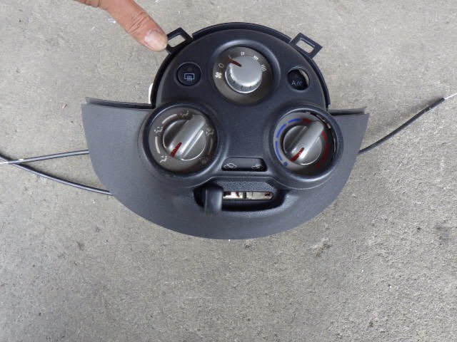 akurudepa H26年 ラティオ DBA-N17 エアコン スイッチ パネル コントロール 27510-1HH1B拍卖