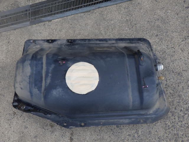 akurudepa H20年 ジムニー ABA-JB23W フューエル 燃料 タンク K6AT 89101-81AD2拍卖