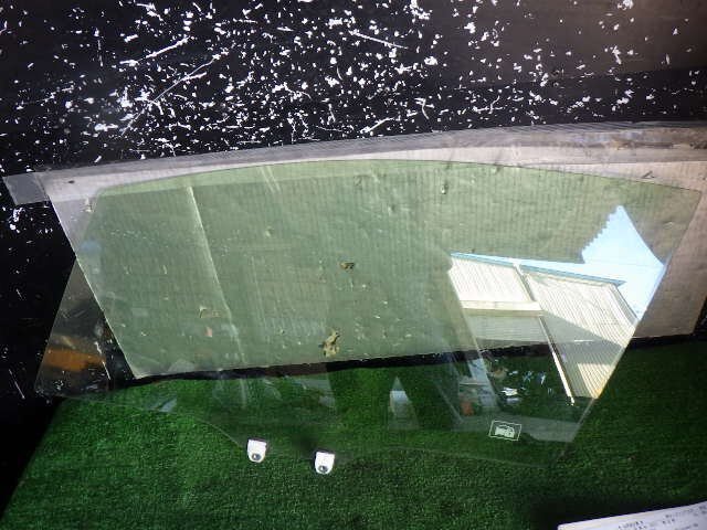 akurudepa H24年 フィット DAA-GP1 フロント 左 ドア ガラス 73350-TF0-Y00拍卖