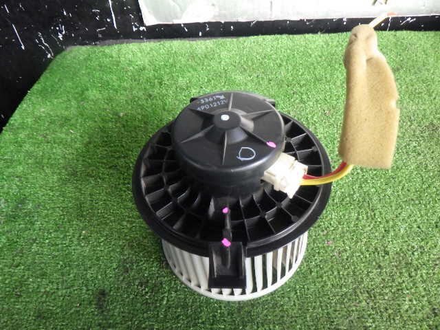 akurudepa H18年 ティーダ ラティオ DBA-SC11 ヒーター ブロア ブロワ モーター 27226-ED000拍卖