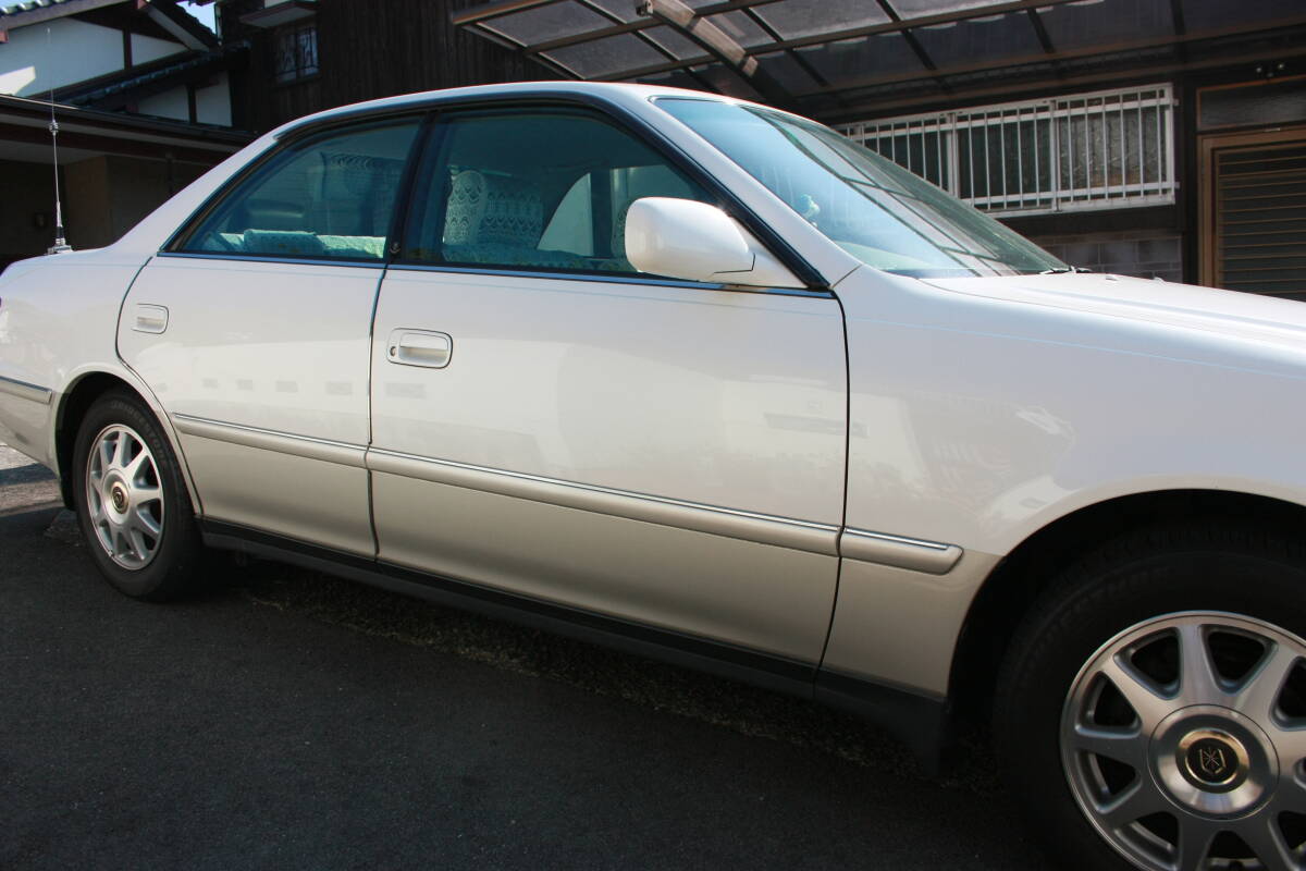 トヨタマークⅡ トラント 2000CC パール/灰ツートーン 検2026年1月 【地域限定】拍卖