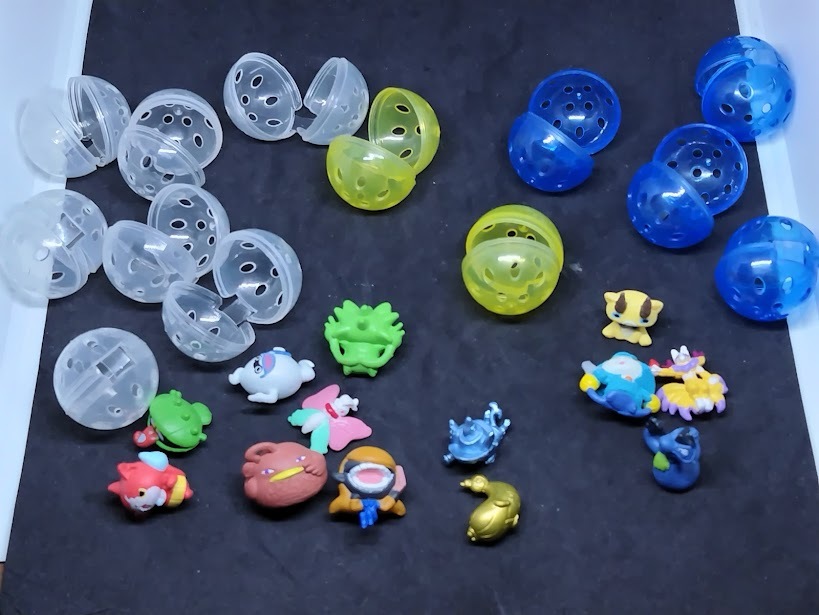 妖怪ウォッチのガチャのおもちゃ用のカプセル拍卖