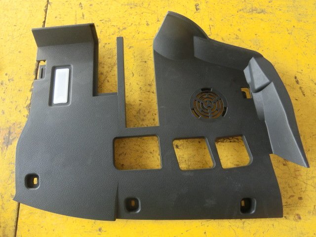 ★BMW X1 アンダー カバー 平成24年 DBA-VM20 インパネ 5145 2991823 E84 9.9万km 即決あり拍卖