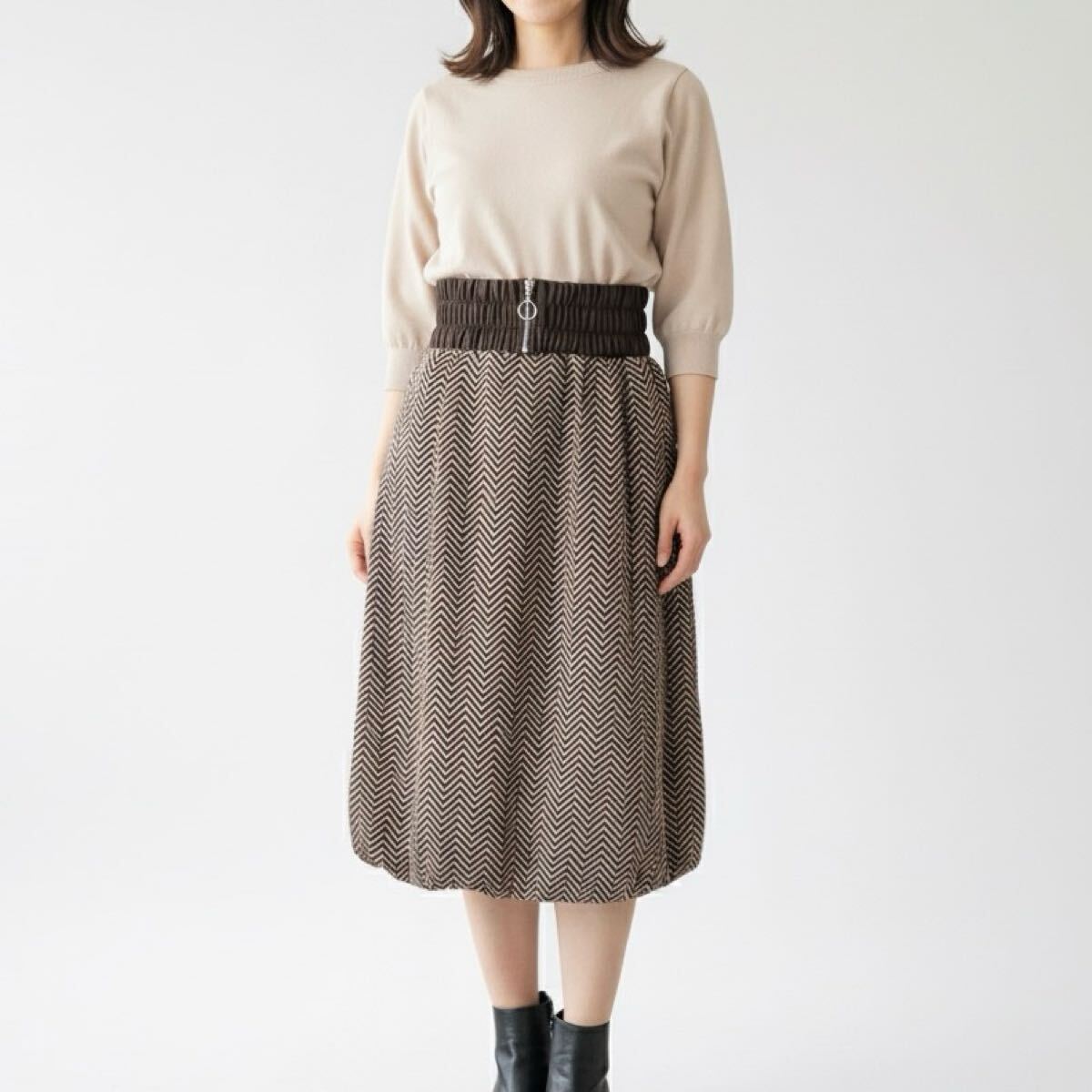 Perlanova ヘリンボーン柄 ベルト付 フレアスカート 38 M拍卖