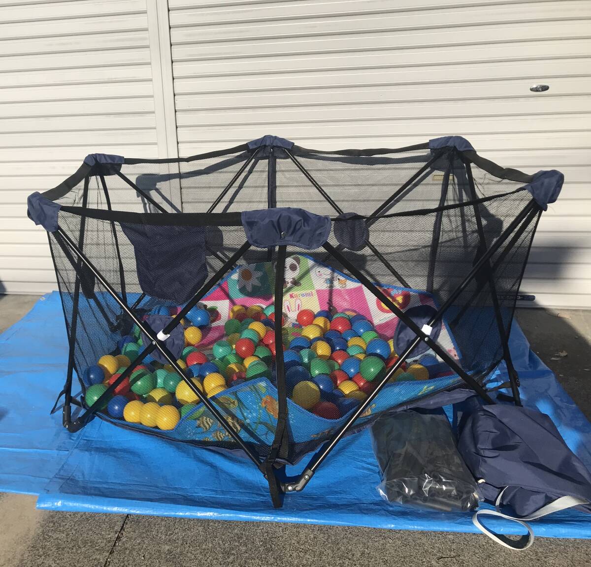 2367 ポータブルソフトベビーサークル 折り畳み式 6角形 ネイビー/プレイマット・カラーボール セット まとめ売り ベビー用品 室内用 他拍卖