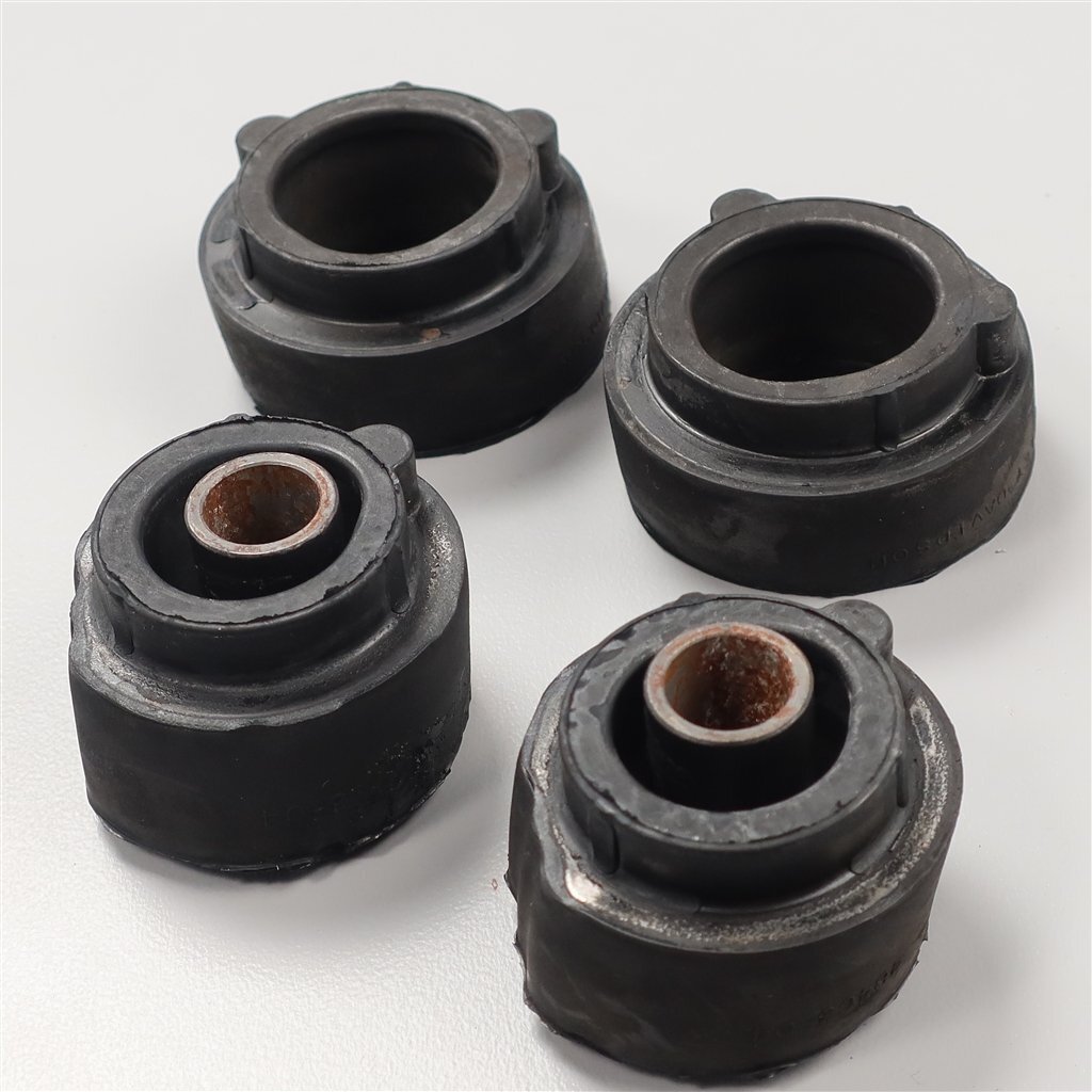 ♪XR1200/2009年式 純正 アイソレーター 4種SET (HD1118A06) 検/エンジンマウント/ゴム/スポーツスター拍卖