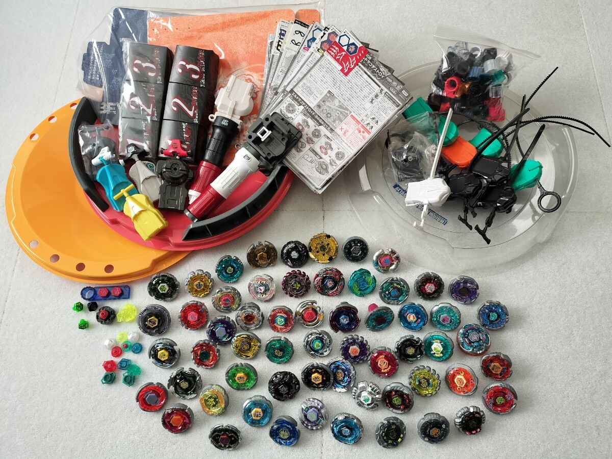 メタルファイトベイブレード まとめ売り大量セット《スタジアム2個付》バクシンスサノオ ビートリンクス ランチャーグリップ WBBA特別景品拍卖