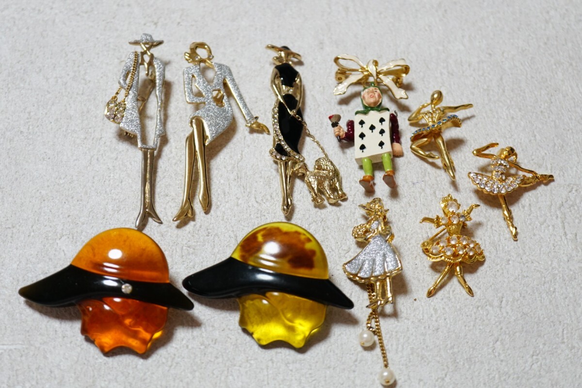 B2169 海外製含む 人像 貴婦人 ゴールドカラー ブローチ ヴィンテージ アクセサリー 大量 セット まとめて おまとめ まとめ売り拍卖