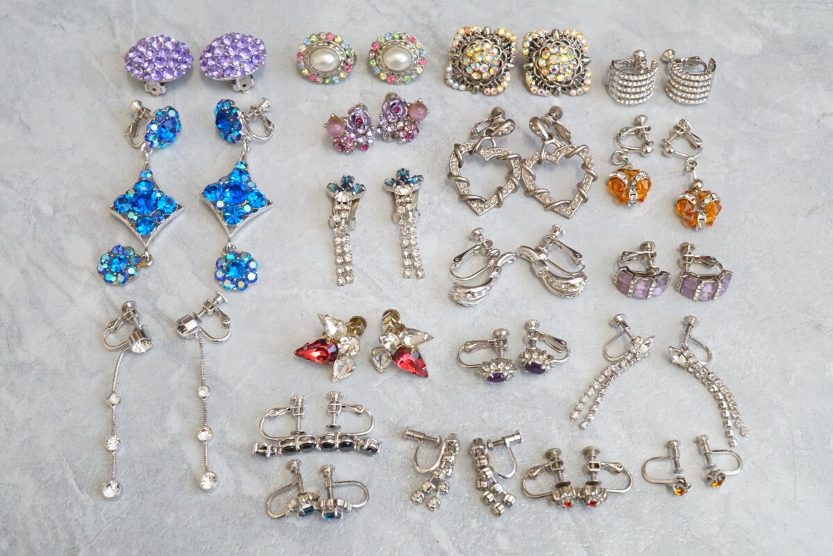 C844 ラインストーンなど 海外製含む ゴージャス ヴィンテージ イヤリング 両耳揃い 20点セット アクセサリー 大量 まとめて おまとめ拍卖