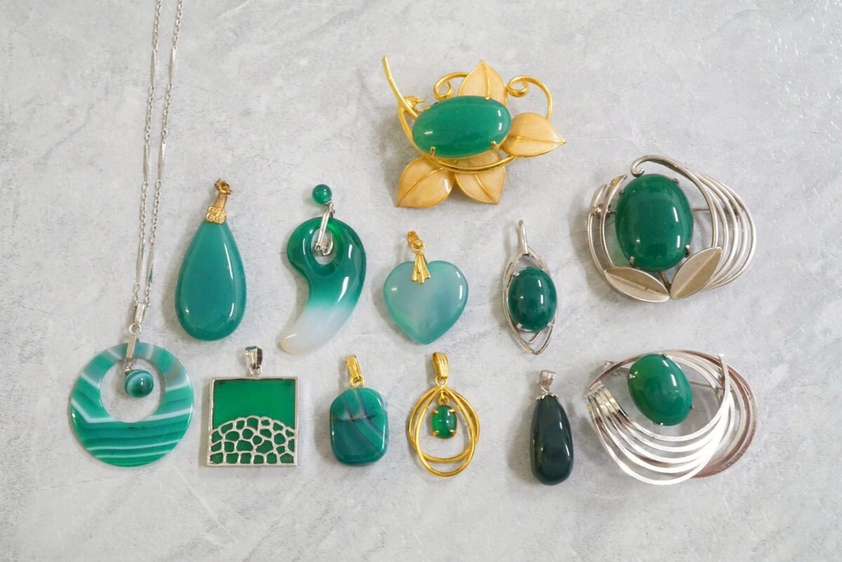 C780 グリーンアゲート 瑪瑙 カラーストーン ネックレス ペンダントなど 12点セット ヴィンテージ アクセサリー 大量 まとめて おまとめ拍卖