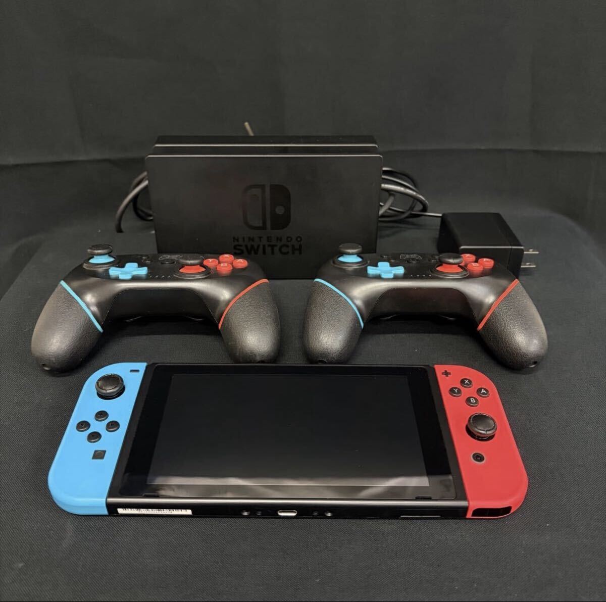 【1113M18】Nintendo switch HAC-001 #体 プロコントローラー ニンテンドースイッチ ネオンブルー ネオンレッド 通電確認済み 初期化済み拍卖