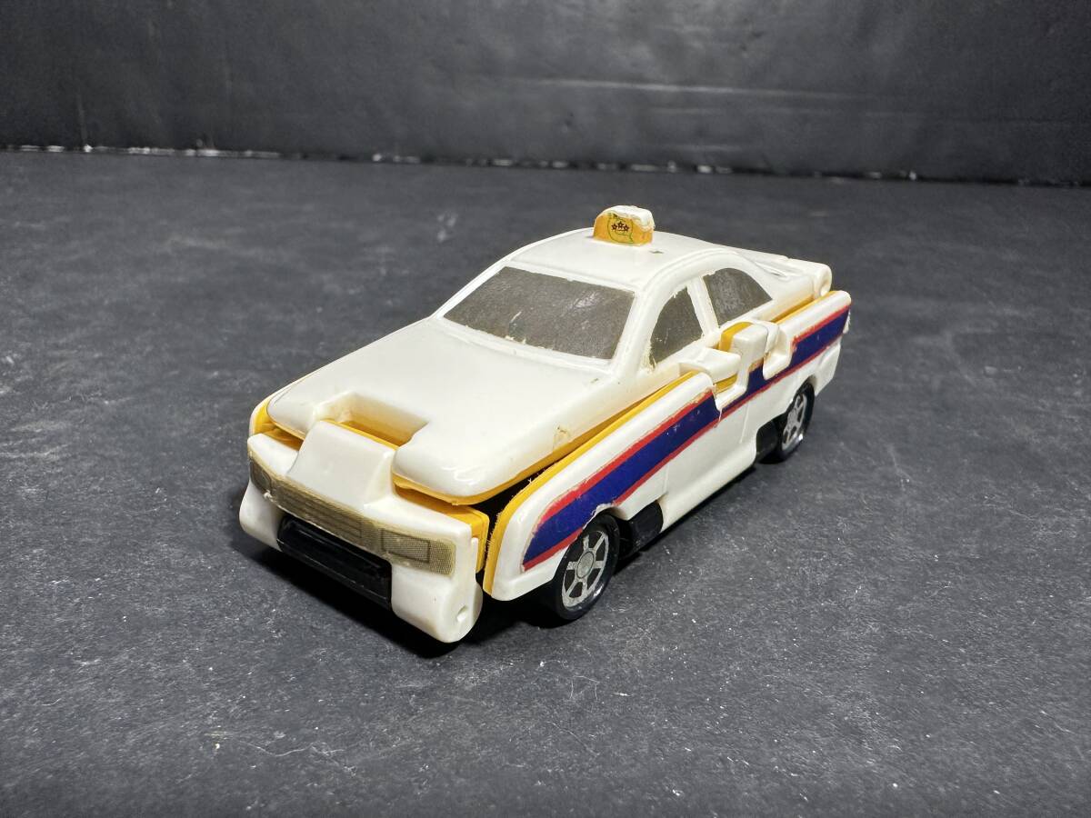 ★コレクター必見!! 当時物 現状品 マクドナルド ハッピーセット BANDAI VooV 変身ミニカー イエロー/ホワイト 玩具 希少 レア IK10拍卖