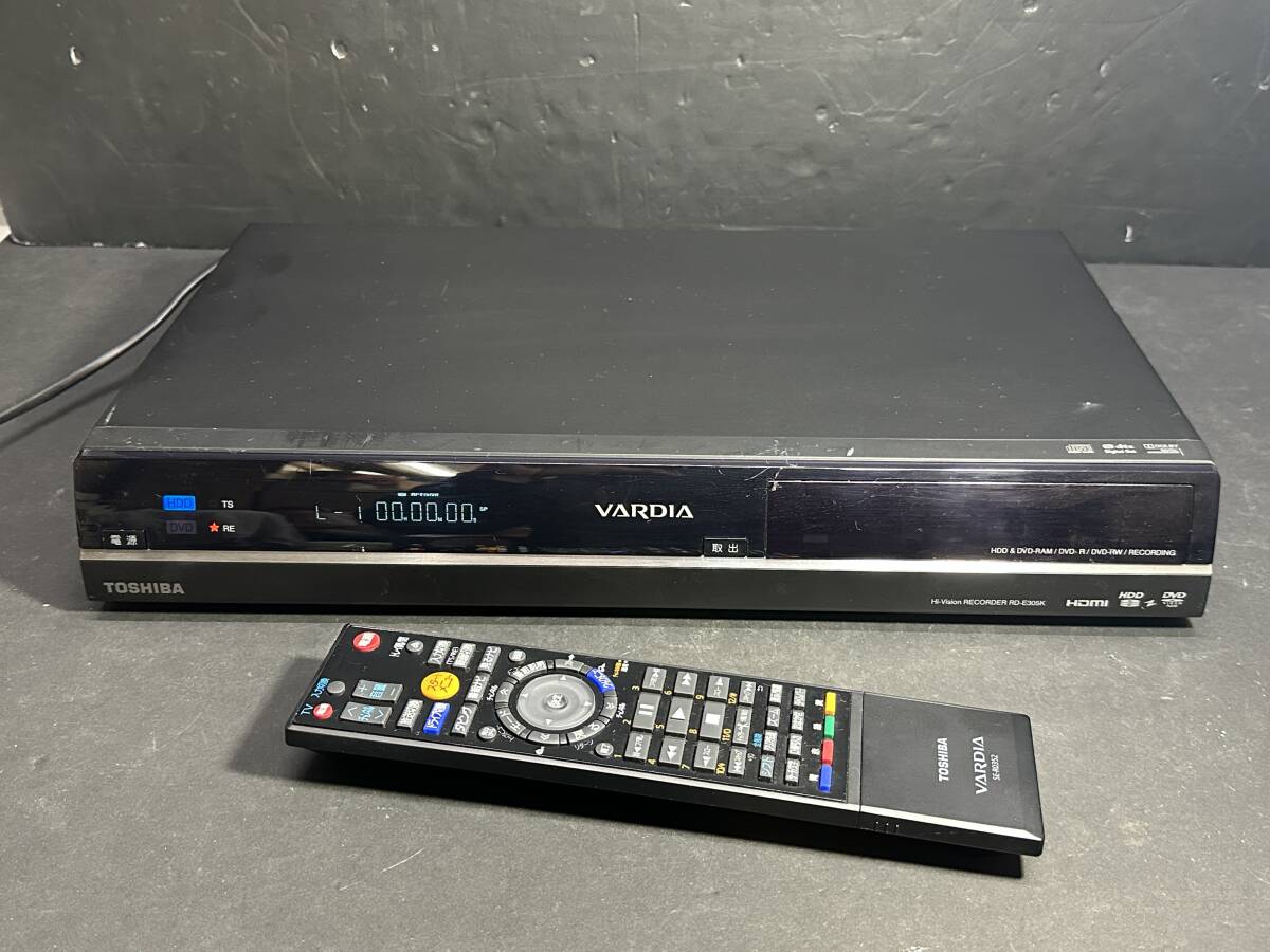 ★コレクター必見!! 当時物 現状品 通電OK TOSHIBA RD-E305K 東芝 HDD&DVD ビデオレコーダー 黒 リモコン付 映像機器 10年製 IK107拍卖