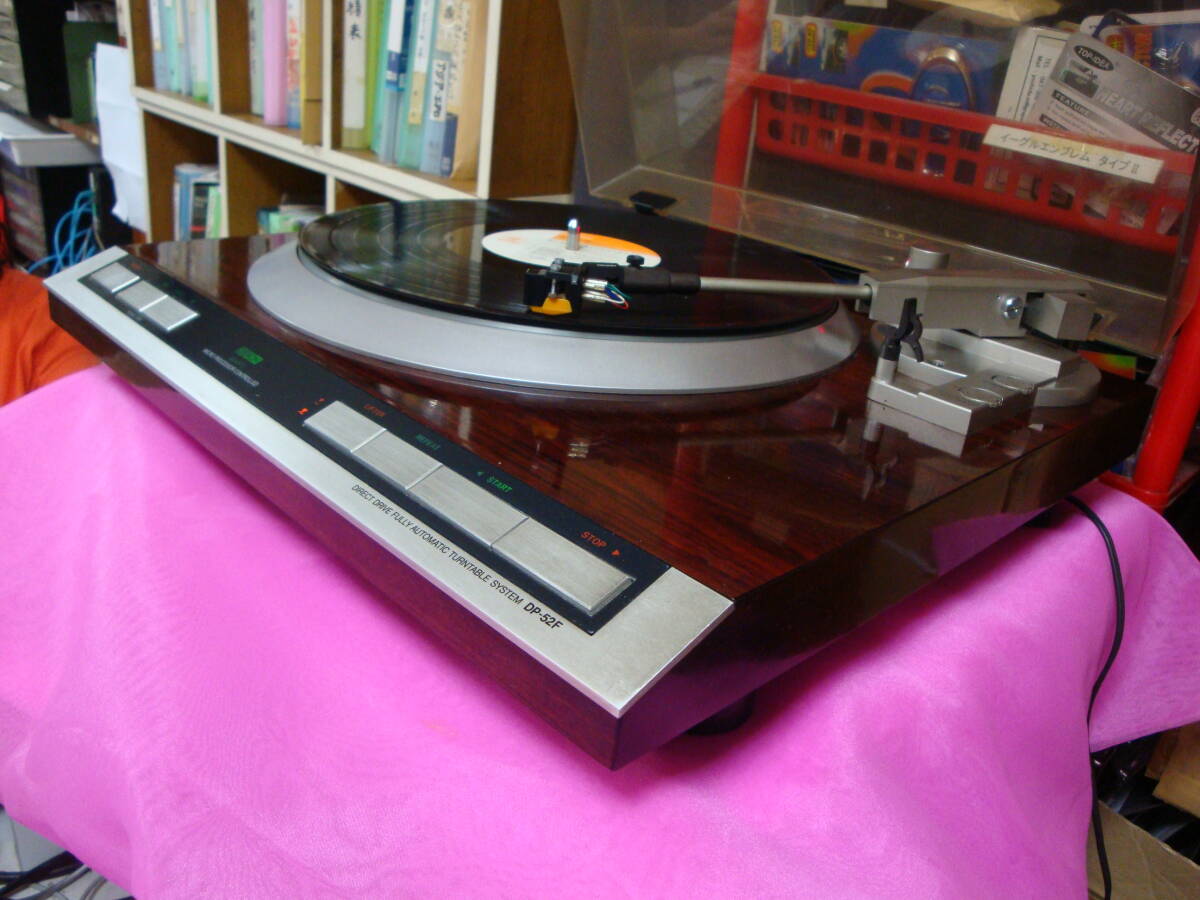 ★☆デノン 高性能 フルオート D.D.ターンテーブル DP-52・F① 完動品 VM型カートリッジ付☆★拍卖