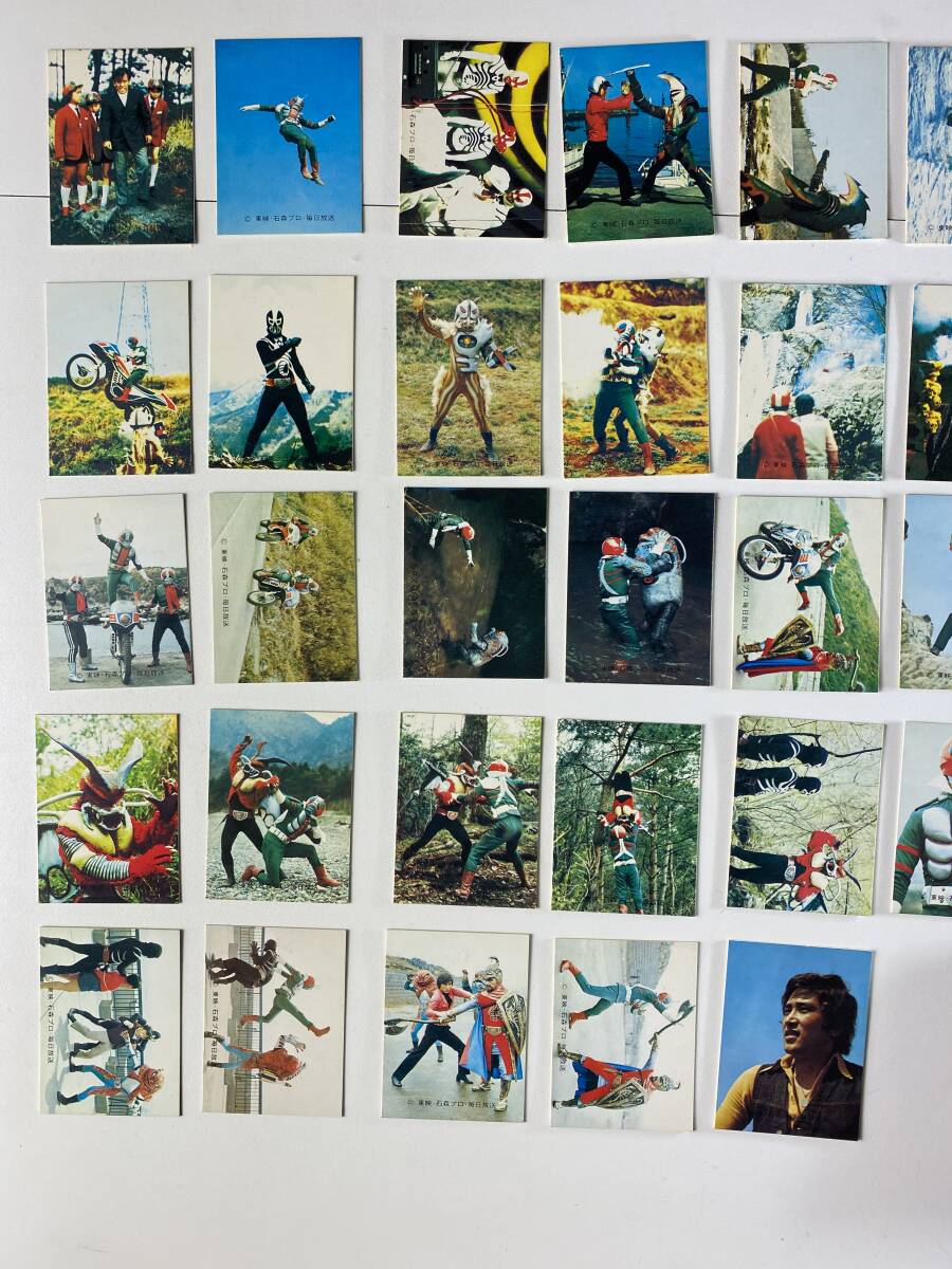 カルビー:旧 仮面ライダーV3カード:195枚+アルバム1冊:当時物:年代物:まとめての出品です拍卖