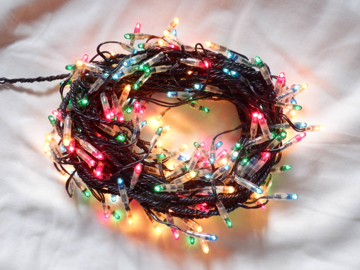 6. クリスマスライト イルミネーションライト 200球 コントローラー付き カラー球(赤、青、黄、緑) 新品 未使用品拍卖