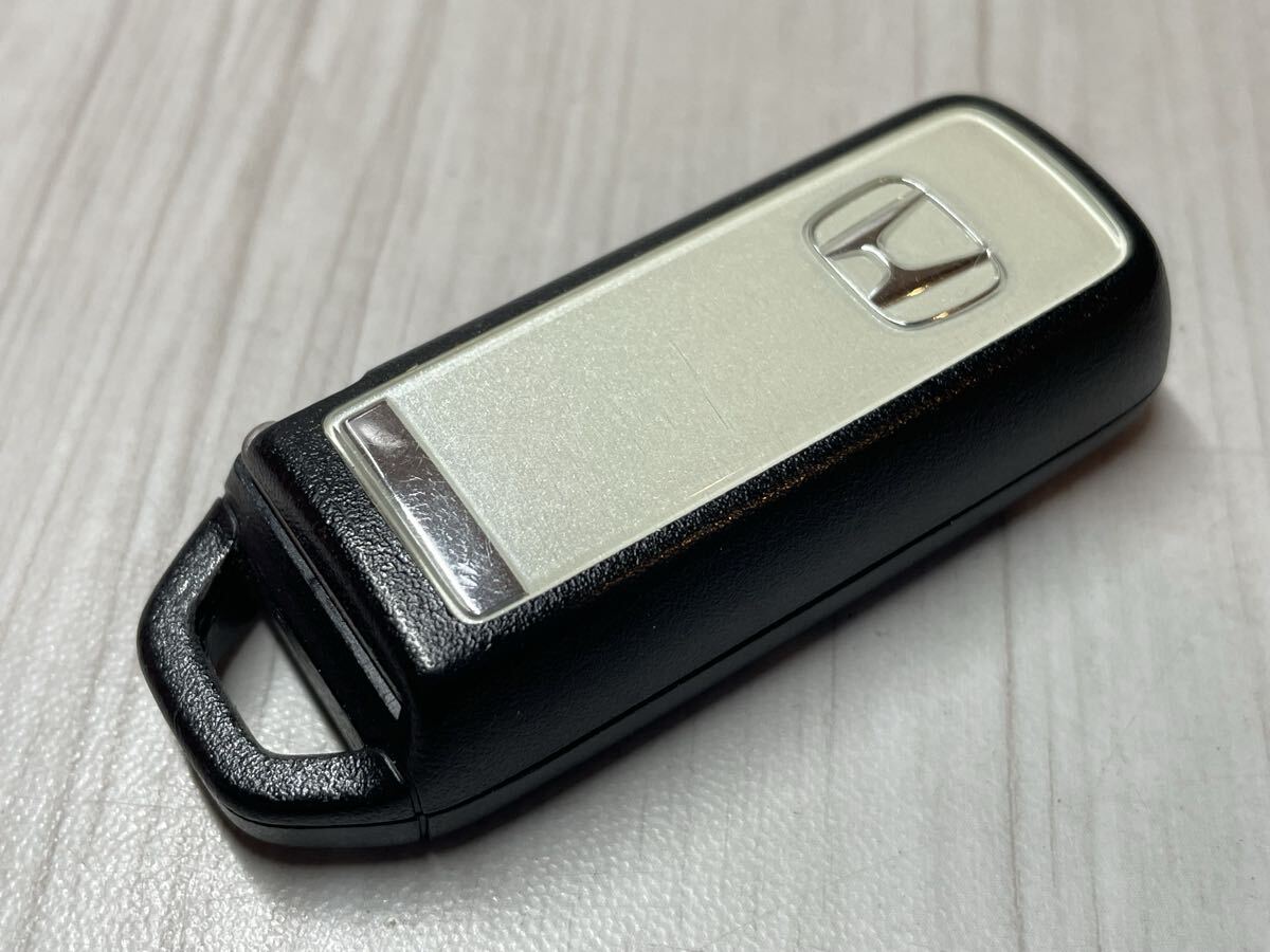 ホンダ N-BOX ツートンカラー 純正 スマートキー 4ボタン キーレス JF1 JF2 カスタム ターボG L SSパッケージ刻印161205-0001 007YUUL0754 拍卖