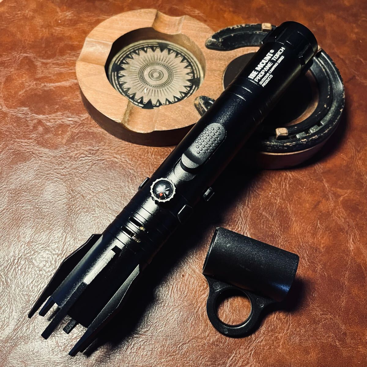 新品 アウトドア最強炎 全金属製 ディングトーチ ガストーチ ライター 火力調節 ロック付き キャンプ サバイバル ハイキング 野外登山拍卖