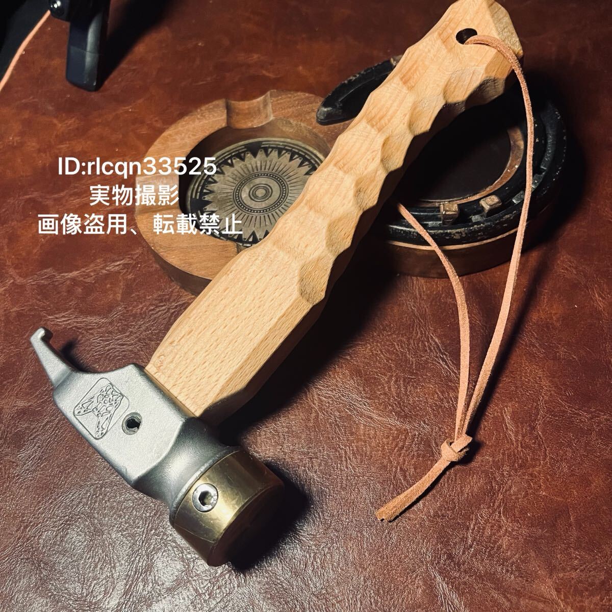 キャンプ用 高品質 名栗加工 ペグハンマー真鍮ヘッド 木柄 鉄製 アウトドア 野外登山 長さ22.5cm 480g拍卖