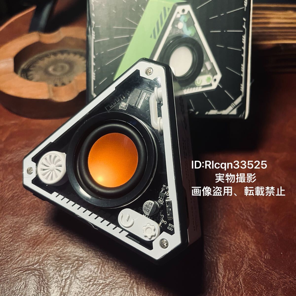 限定超激レア アウトドア用 多機能 5.3Bluetooth雰囲気スピーカー ラジオ 充電式 アウトドア 400mAh IPX4防水 5w 拍卖