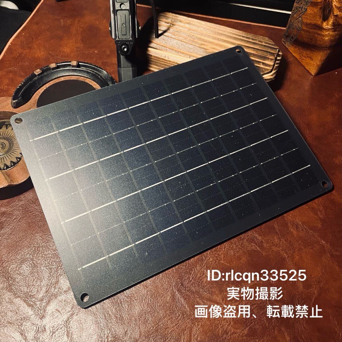 アウトドア ソーラーパネル 10W ソーラーチャージャー ポータブル電源用 ソーラー充電 太陽光パネル キャンプ 野外登山140g 25x18x1cm拍卖