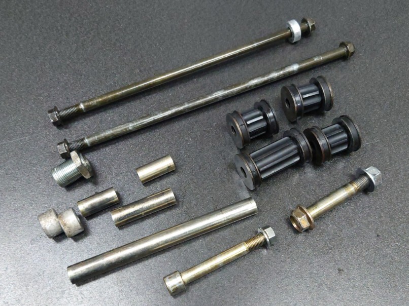 NSR250RK 89年HRC F3レーサー純正 エンジンマウント ハンガーASSY シャフト ボルトSET NSR250 MC18 MC21 RS250R MC28拍卖