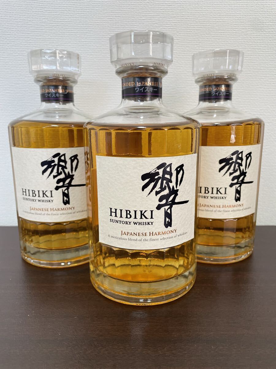 【未開栓】サントリー 響 ジャパニーズハーモニー 700ml 3本セットウイスキー拍卖
