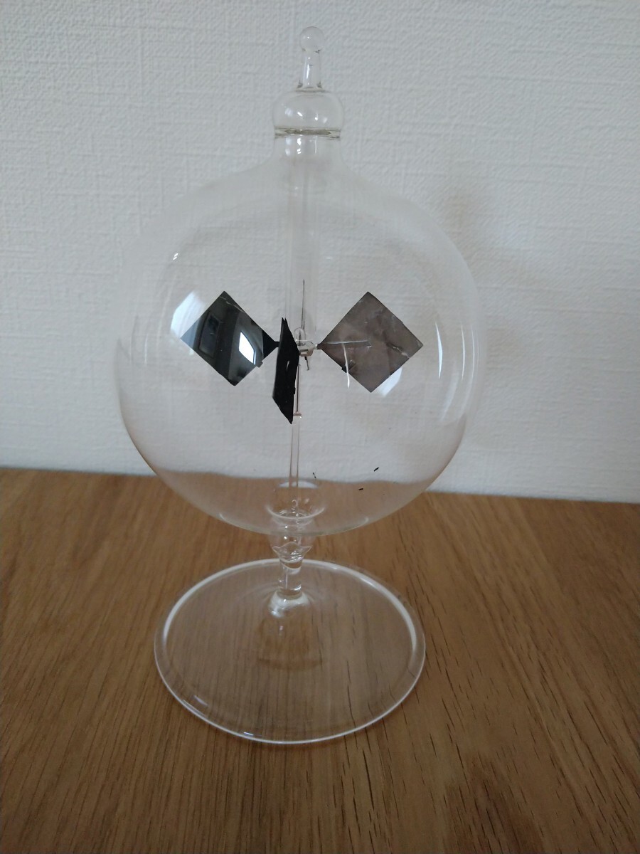 ラジオメーター 置物 インテリア ガラス 美品拍卖