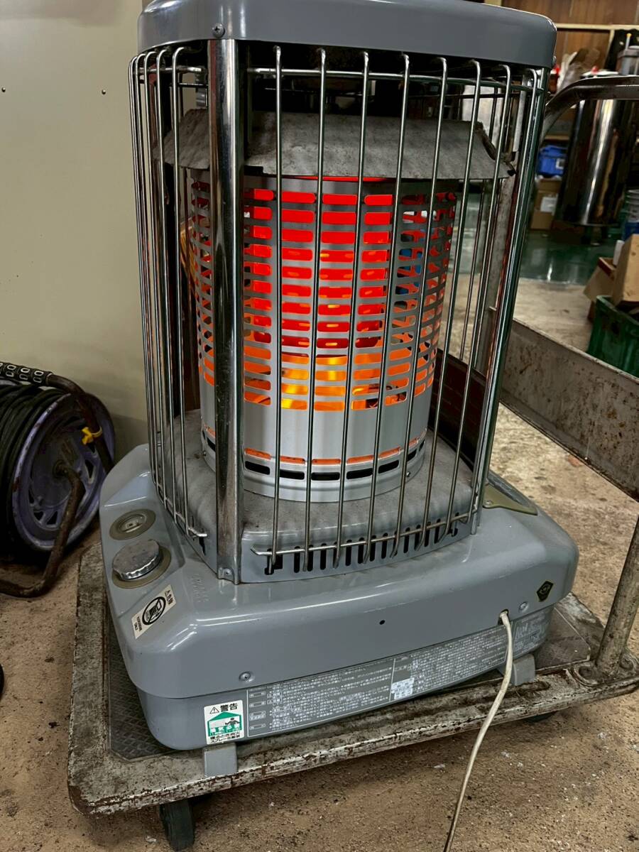 160(30㎏?)*1F★TR071112-01 CORONA 強制通気形開放式石油ストーブ GH-F1500 動作品 95年製 中古拍卖