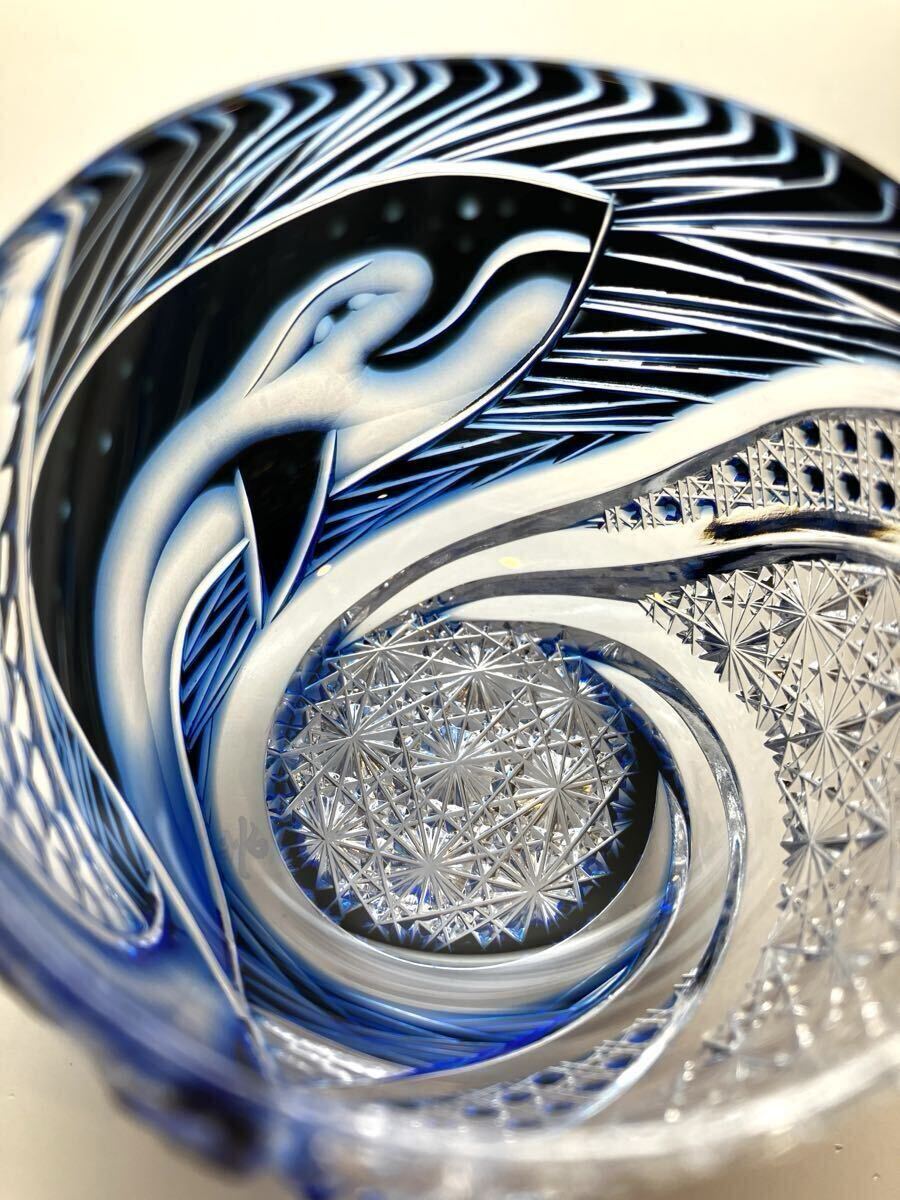 江戸切子 但野英芳 作『鯨』 ぐい呑 酒器 2重被せ 伝統工芸 ガラス工芸 工芸品 美術品 クリスタルガラス 浮世絵 歌川国芳 拍卖